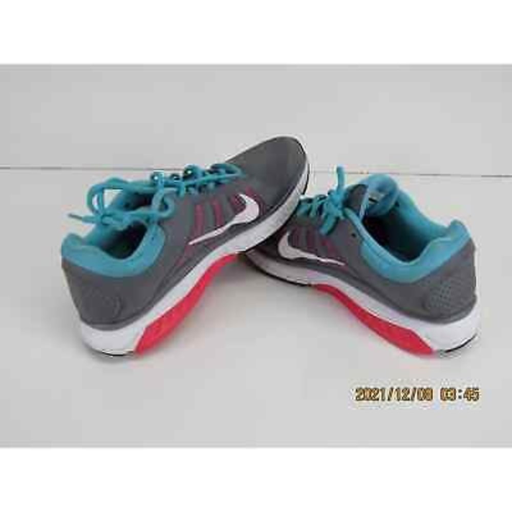 Nice Womens Nike Dat VII Size 7 Comfortable.
